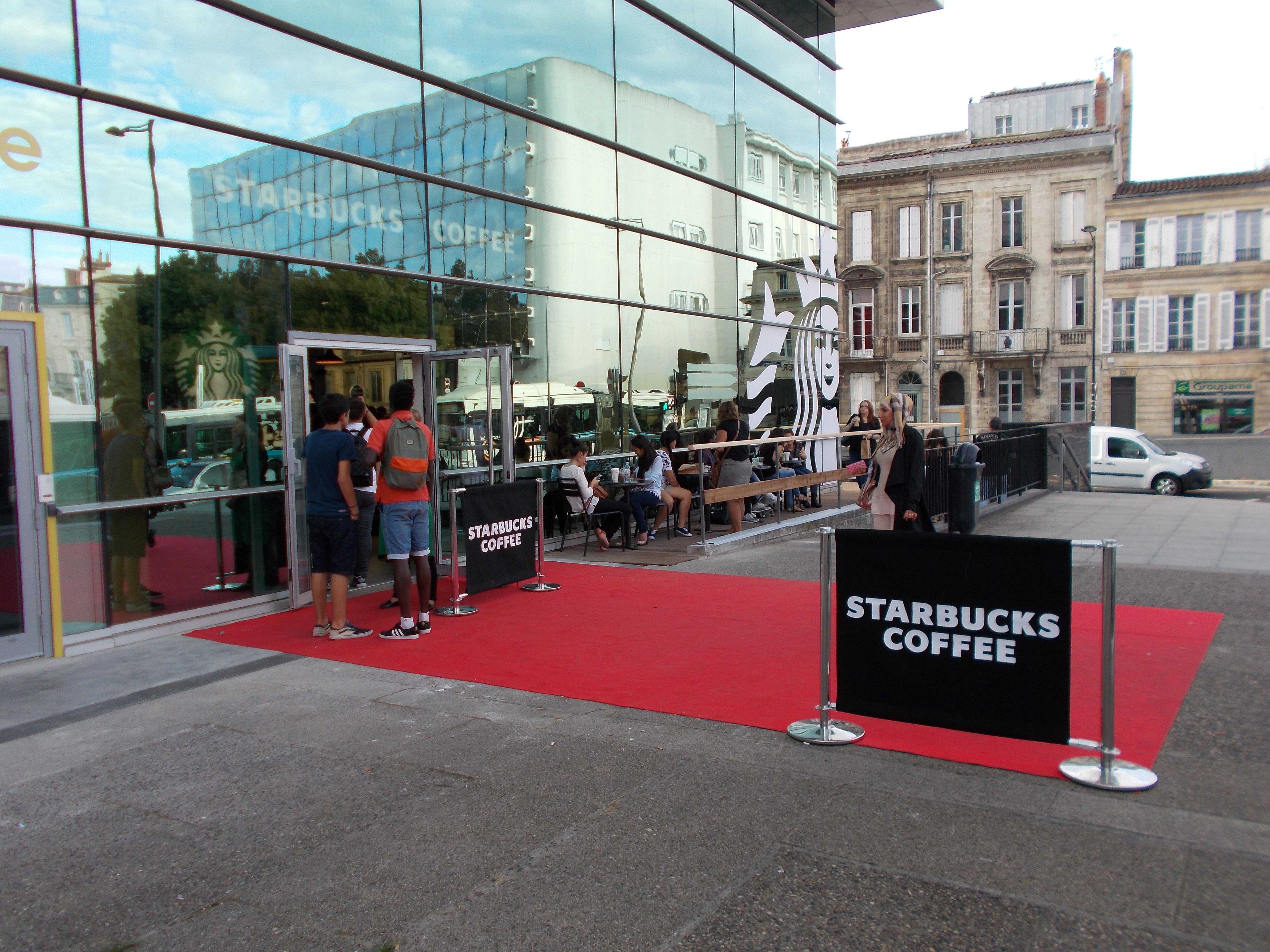 Starbucks a débarqué à Bordeaux Centre !