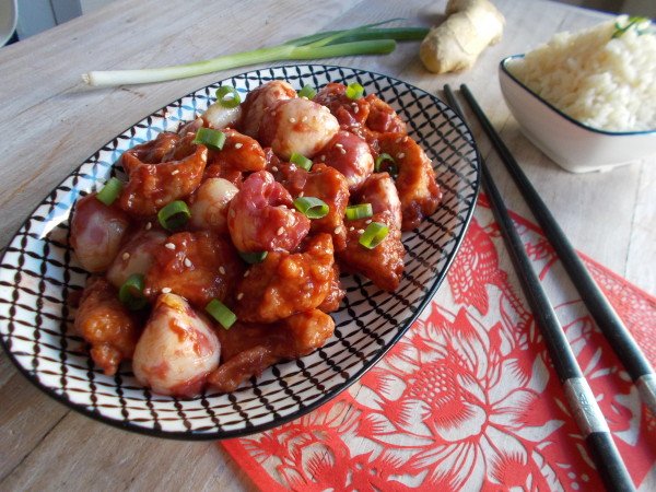 Poulet aigre-doux litchi et framboise Poulet aigre-doux litchi et framboise
