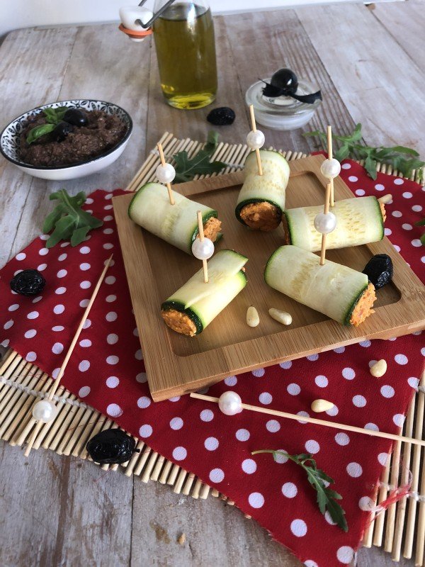 Rouleau de courgette au chorizo et feta Rouleau de courgette au chorizo et feta