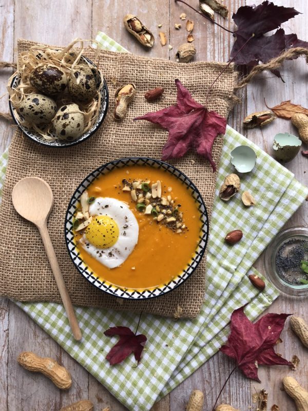 Velouté de potimarron, carotte et cacahuète Velouté de potimarron, carotte et cacahuète