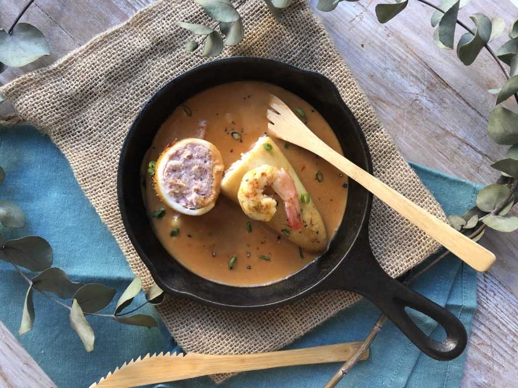 farci à la crevette, sauce armoricaine [ou sauce américaine