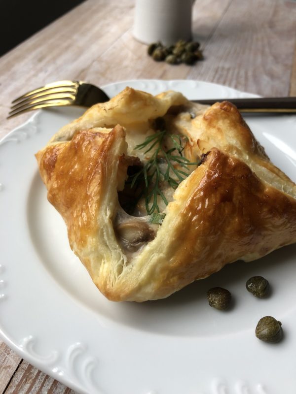Feuilleté au flétan sauce aux câpres Feuilleté au flétan sauce aux câpres