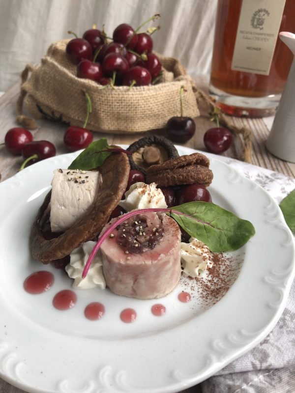 Vol au vent de dinde revisité façon Forêt-Noire Vol au vent de dinde revisité façon Forêt-Noire