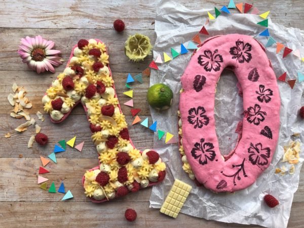 Number Cake Macaron : coco, framboise et citron vert Number Cake Macaron : coco, framboise et citron vert