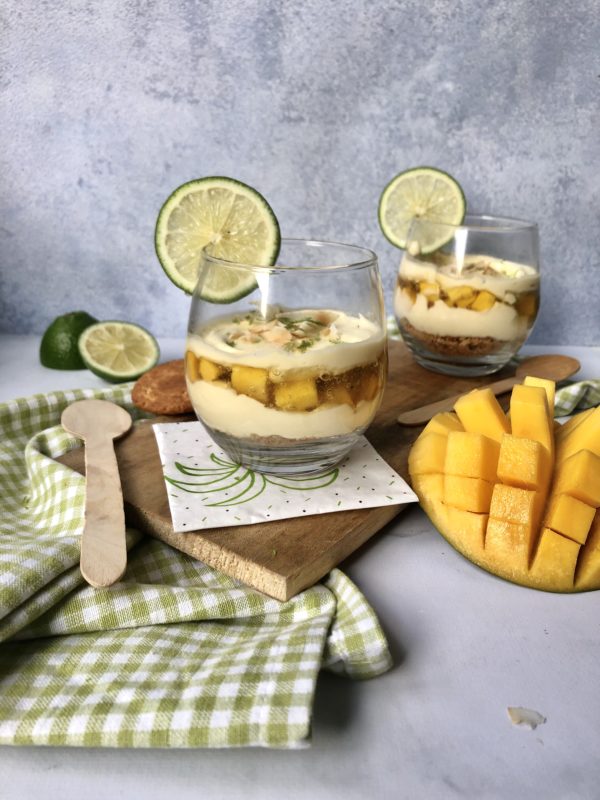 Tiramisu coco, mangue et citron vert Tiramisu coco, mangue et citron vert